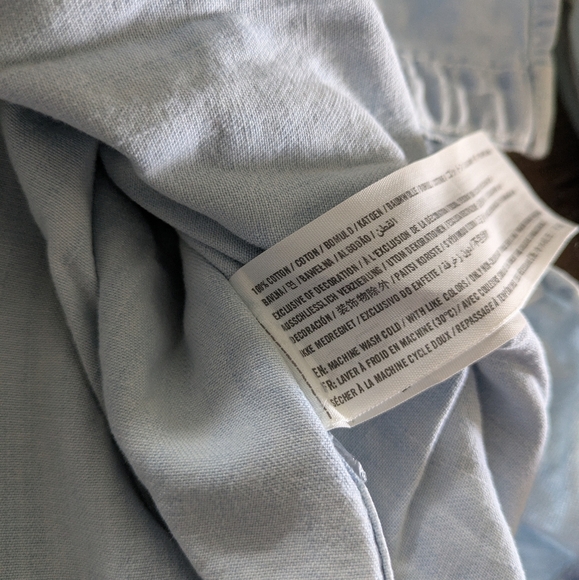 Abercrombie & Fitch A&F Denim Light Acid Wash Button Down Collared Shirt XS - Picture 4 of 5